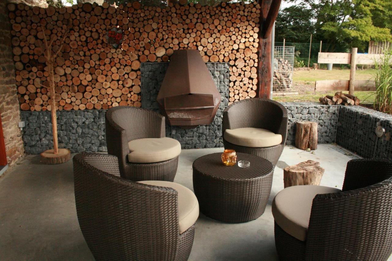 Domaine De Carnin Hotel Beloeil Exterior photo