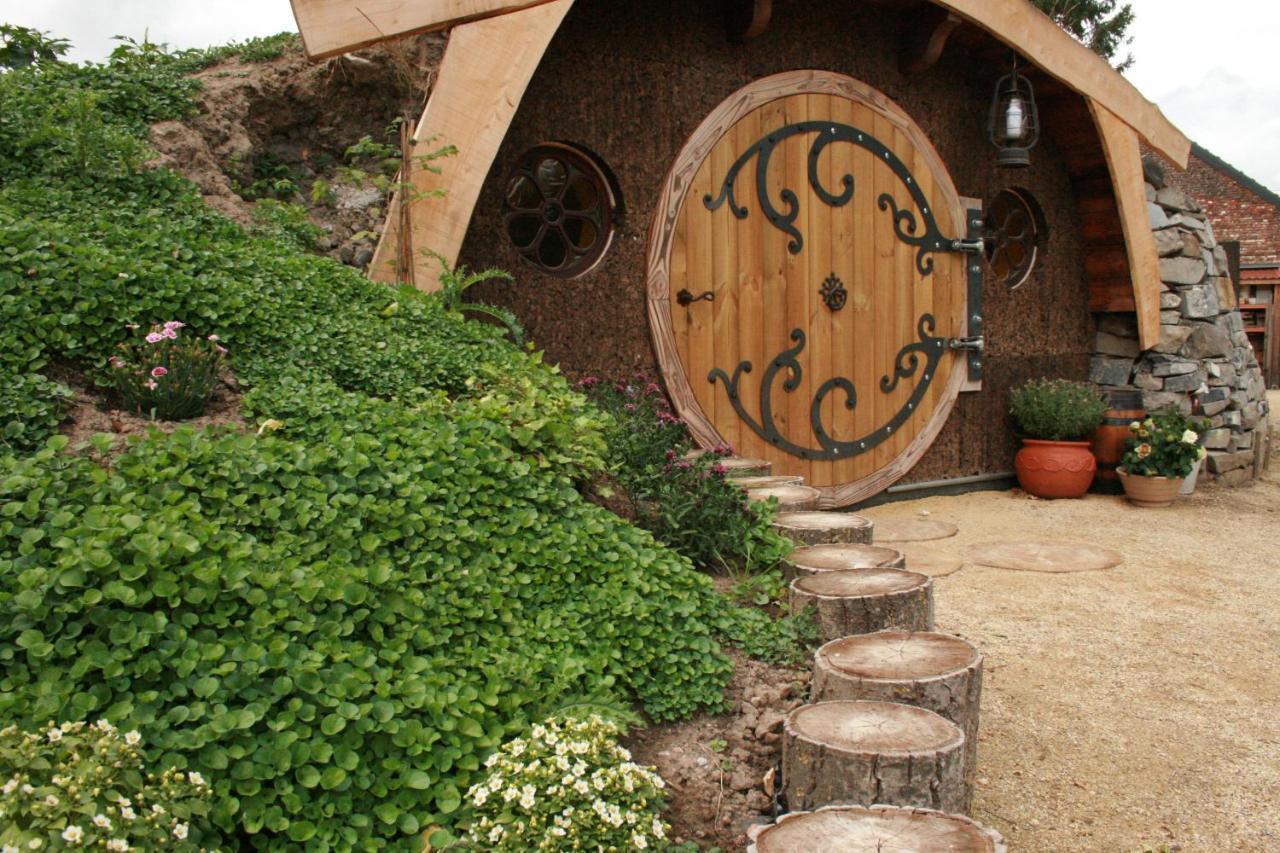 Domaine De Carnin Hotel Beloeil Exterior photo